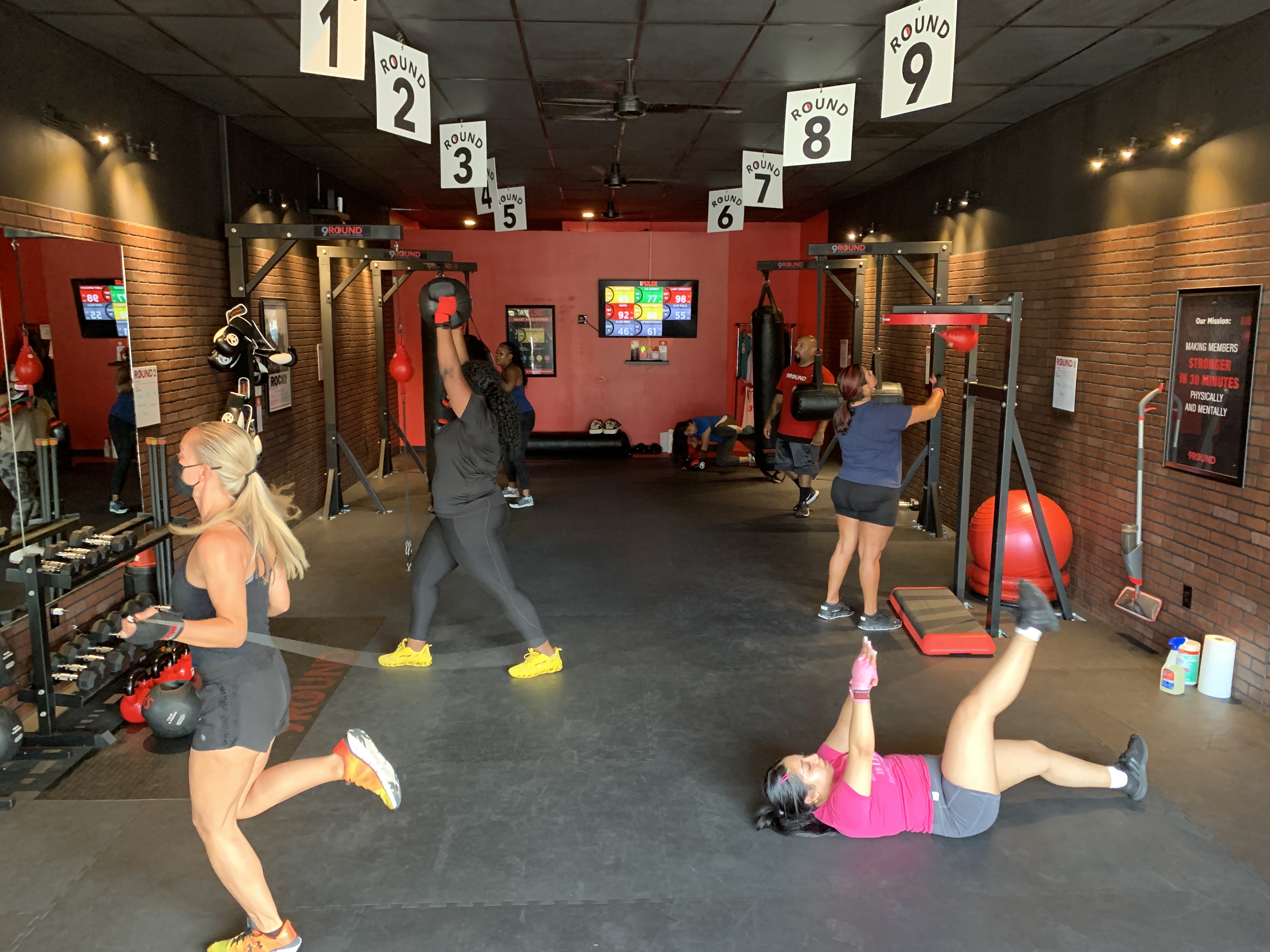 9Round Kickboxing Fitness