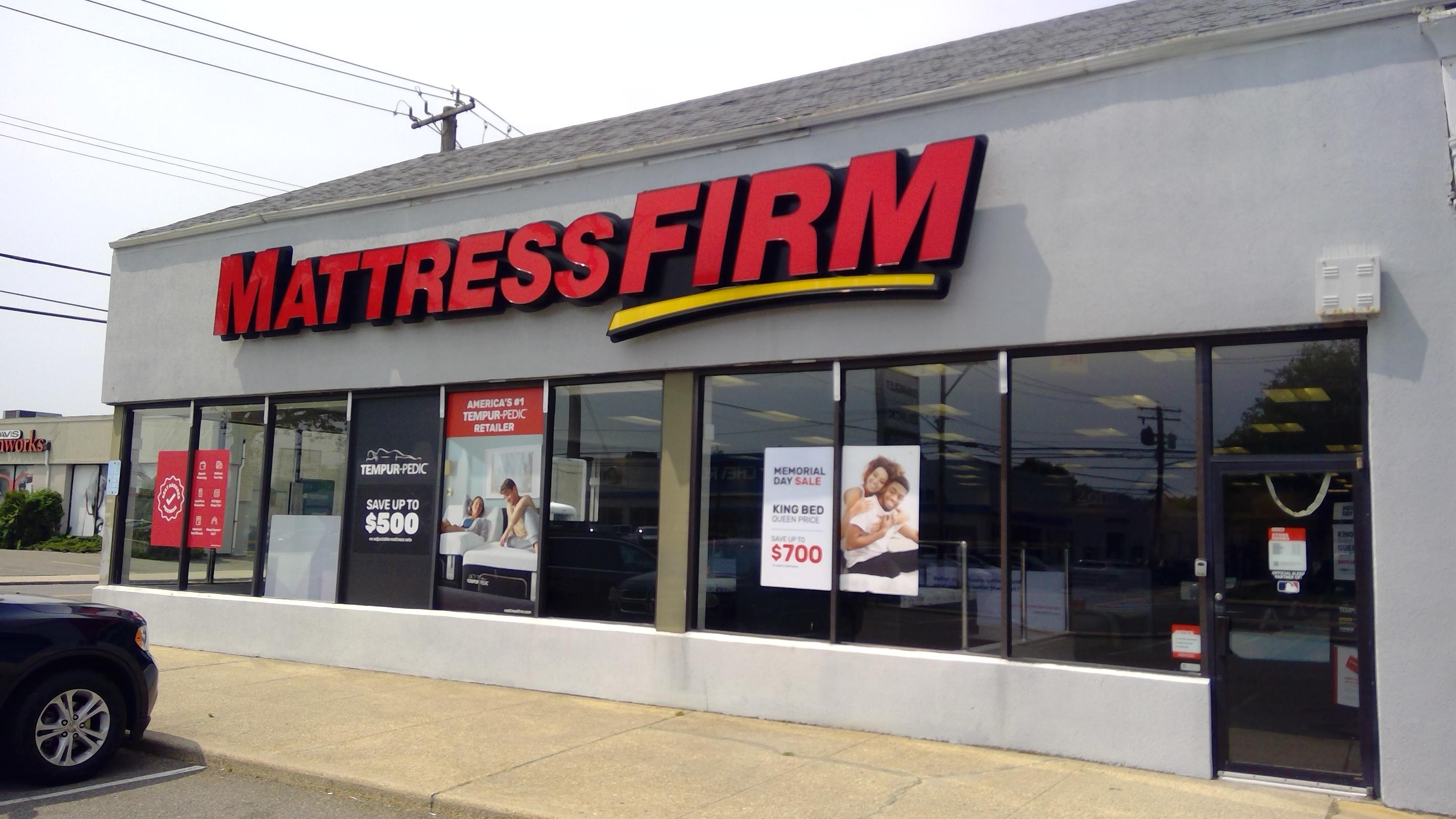 Mattress Firm West Babylon