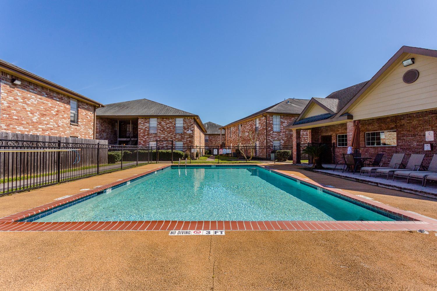 Prestonwood Apartments