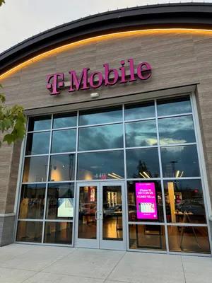 T-Mobile Experience Store