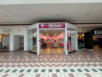 T-Mobile Authorized Retailer