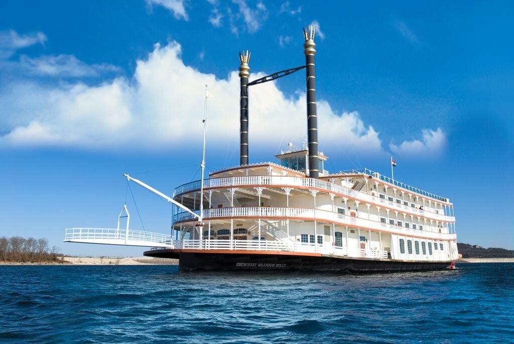 Showboat Branson Belle