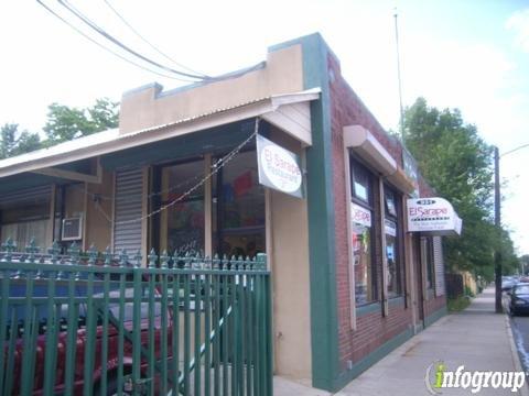 Frog Hollow Center Laundromat