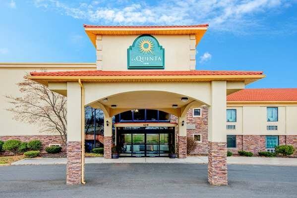 La Quinta Inn By Wyndham West Long Branch