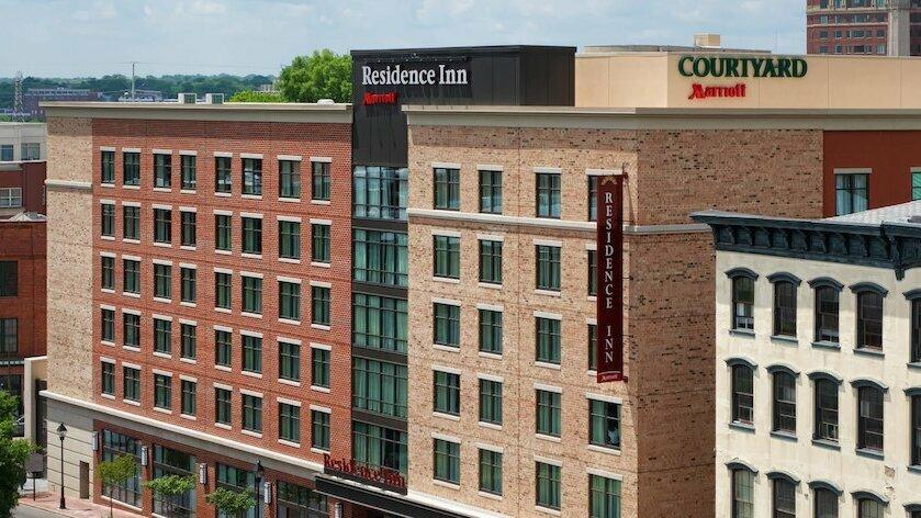 Courtyard By Marriott Richmond Downtown