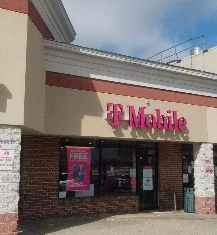 T-Mobile Authorized Retailer