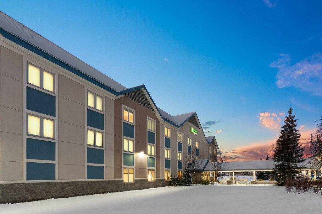 Holiday Inn Express Northern Lights Inn