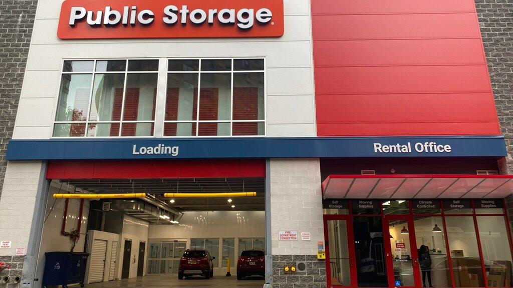 Public Storage