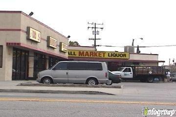 Hall Market & Liquor Store