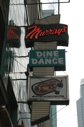 Murray's