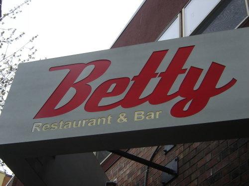 Betty Restaurant & Bar