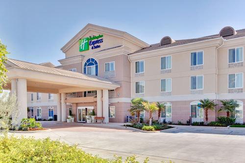 Holiday Inn Express & Suites Porterville, an IHG Hotel