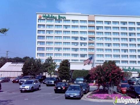 Holiday Inn Alexandria - Carlyle, an IHG Hotel