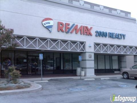 RE/MAX 2000