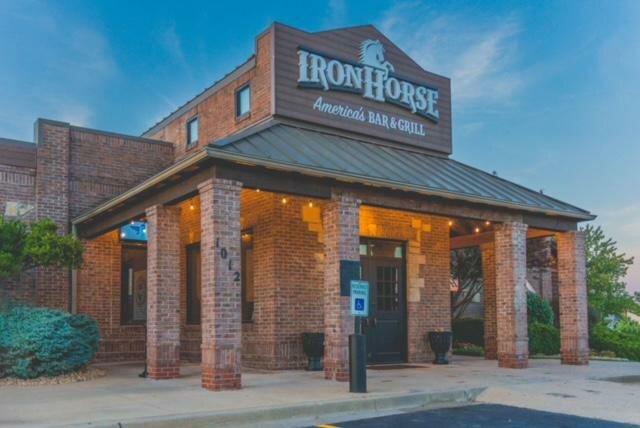 Iron Horse Bar & Grill Lees Summit