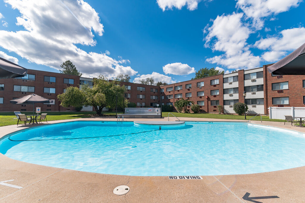 Eagle Rock Apartments at West Hartford