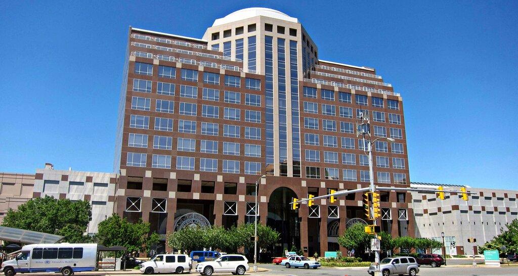 The Metro Tower at Pentagon City