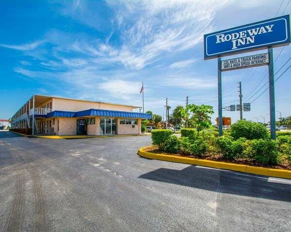 Rodeway Inn Fort Pierce I-95