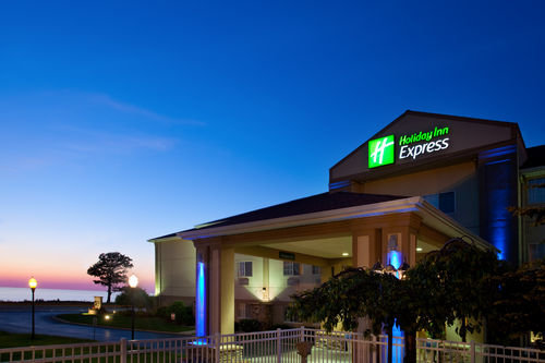 Holiday Inn Express & Suites St. Joseph, an IHG Hotel