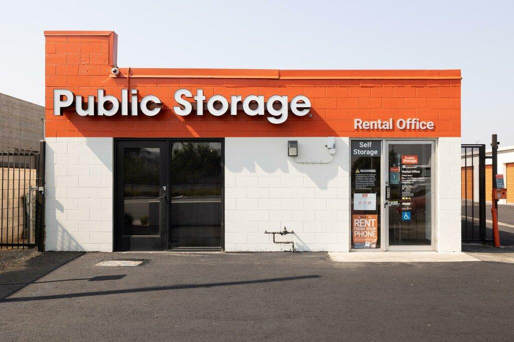 Public Storage