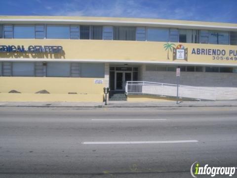 Abriendo Puertas East Little Havana