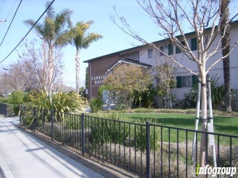 Carriage House Apartments