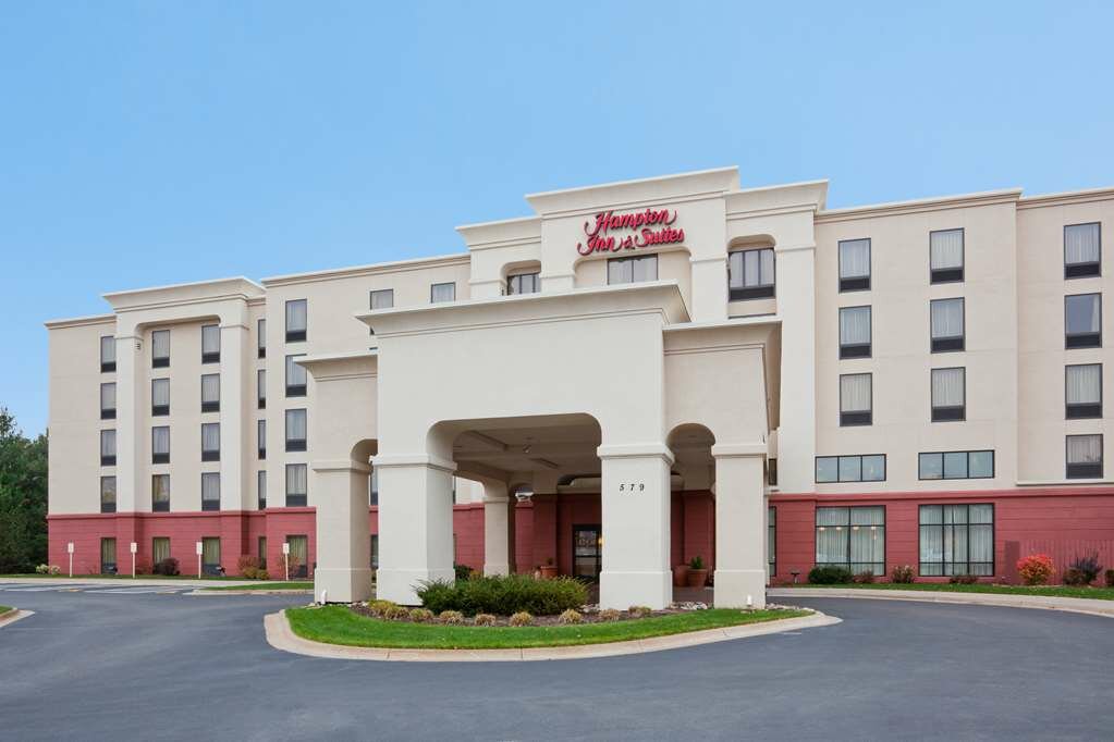 Hampton Inn & Suites Lino Lakes