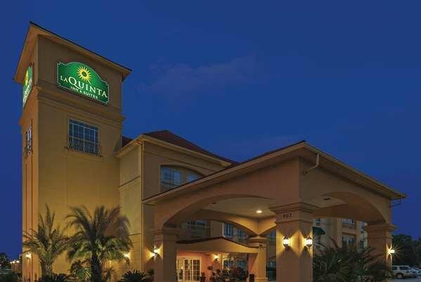 La Quinta Inn & Suites By Wyndham Livingston