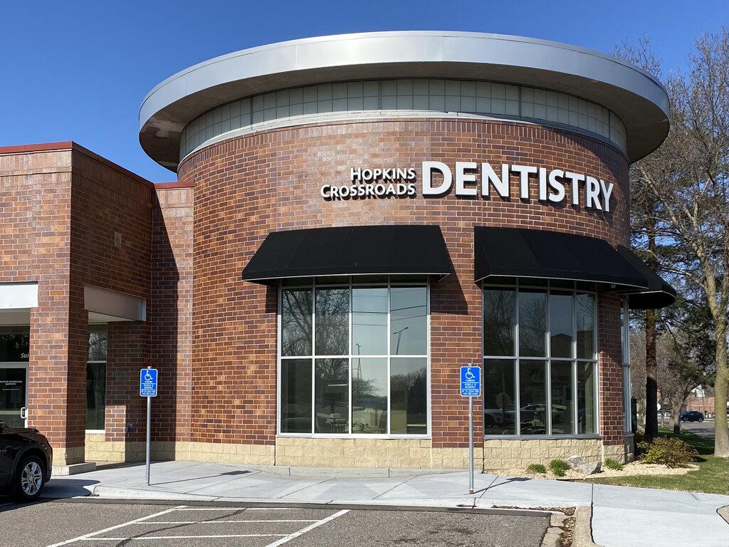 Hopkins Crossroads Dentistry