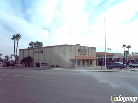 Los Arcos Crossing Shopping Center