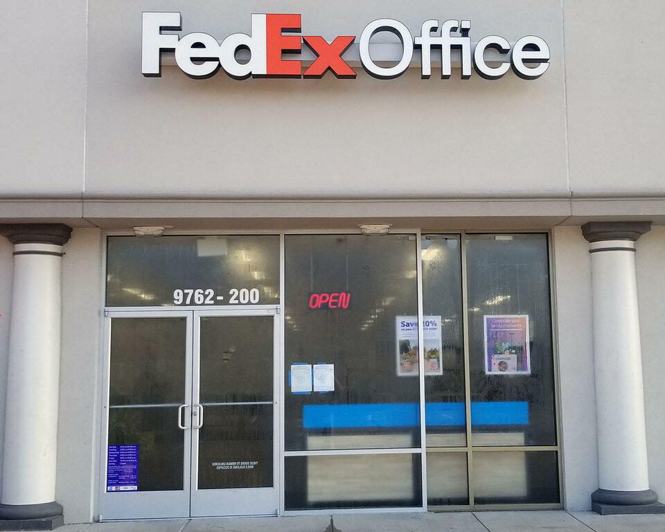 FedEx Office Print & Ship Center