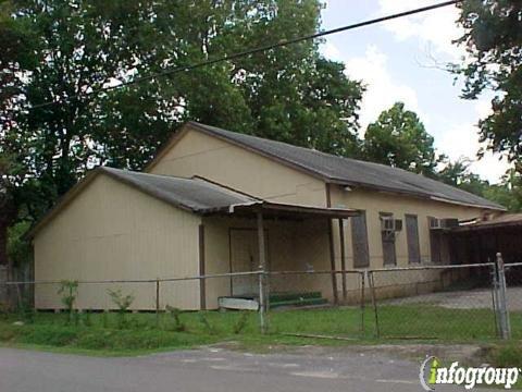 First Missionary Baptist Church