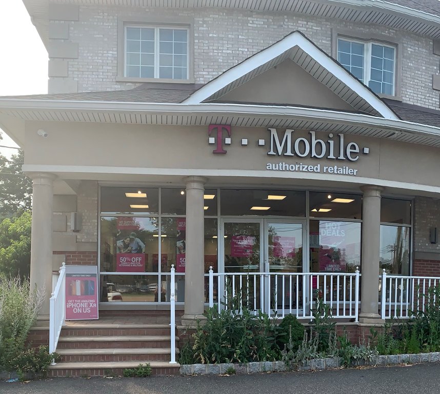 Metro by T-Mobile Authorized Retailer