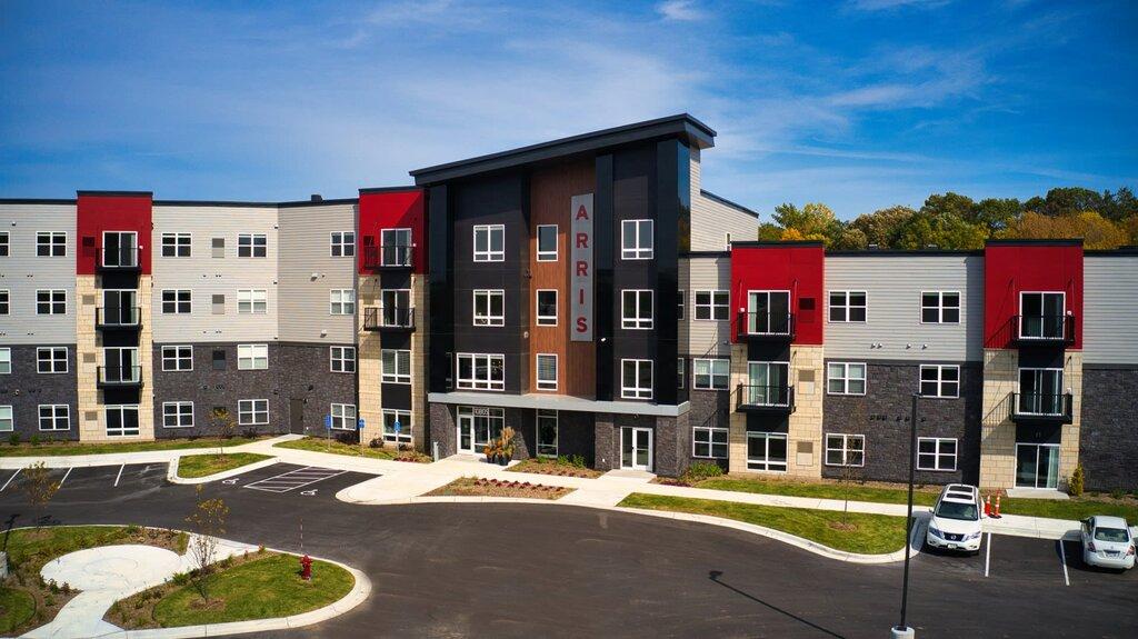 Arris Apartments