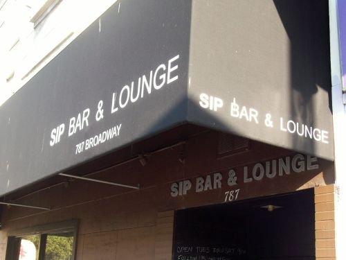 Sip Bar & Lounge