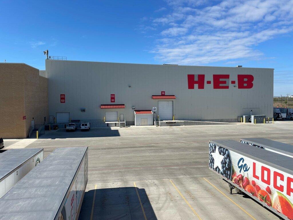 H-E-B Super Regional - Partner/Visitor Entrance (No Trucks)