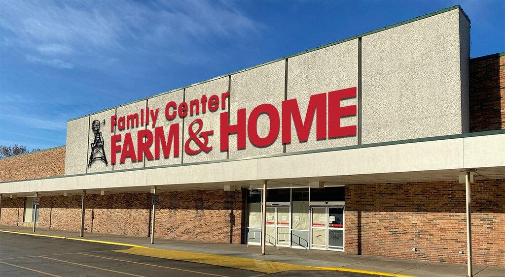 Family Center Farm & Home of Sedalia