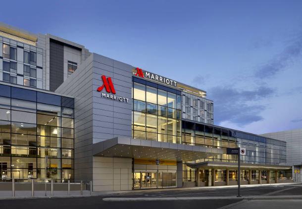 Calgary Airport Marriott In-Terminal Hotel