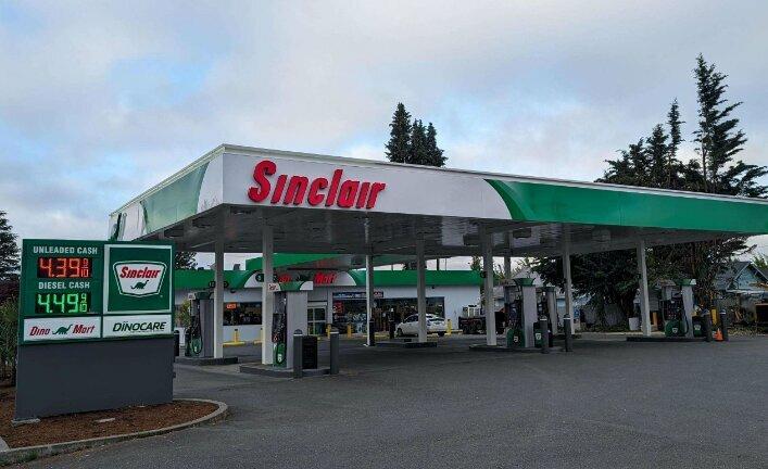 Sinclair Gas Station