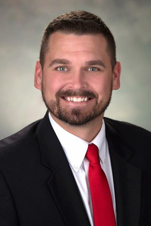 Edward Jones-Financial Advisor: Wes Brown