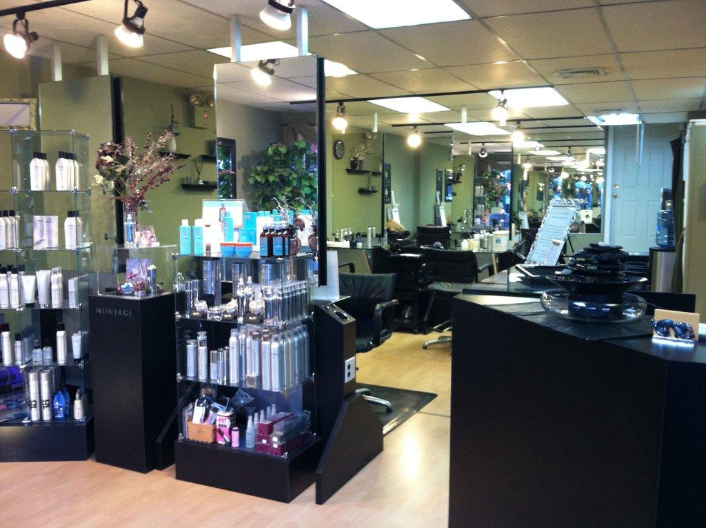 Robert Christie Salon