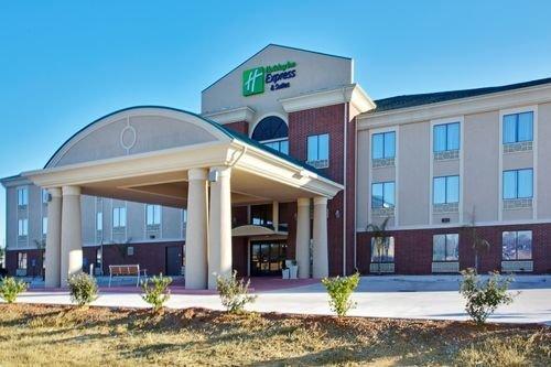 Holiday Inn Express & Suites Waller - Prairie View, an IHG Hotel