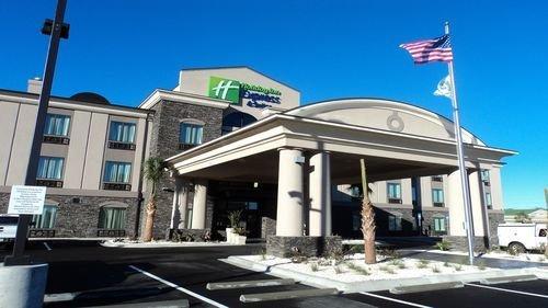 Holiday Inn Express & Suites Ft. Walton Beach - Hurlburt Area, an IHG Hotel - CLOSED