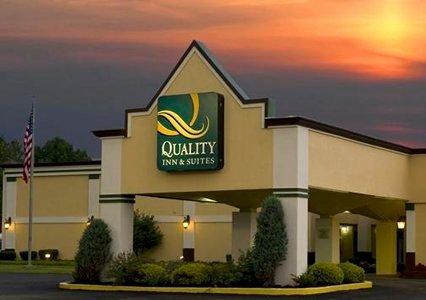 Quality Inn & Suites Conference Center Across From Casino