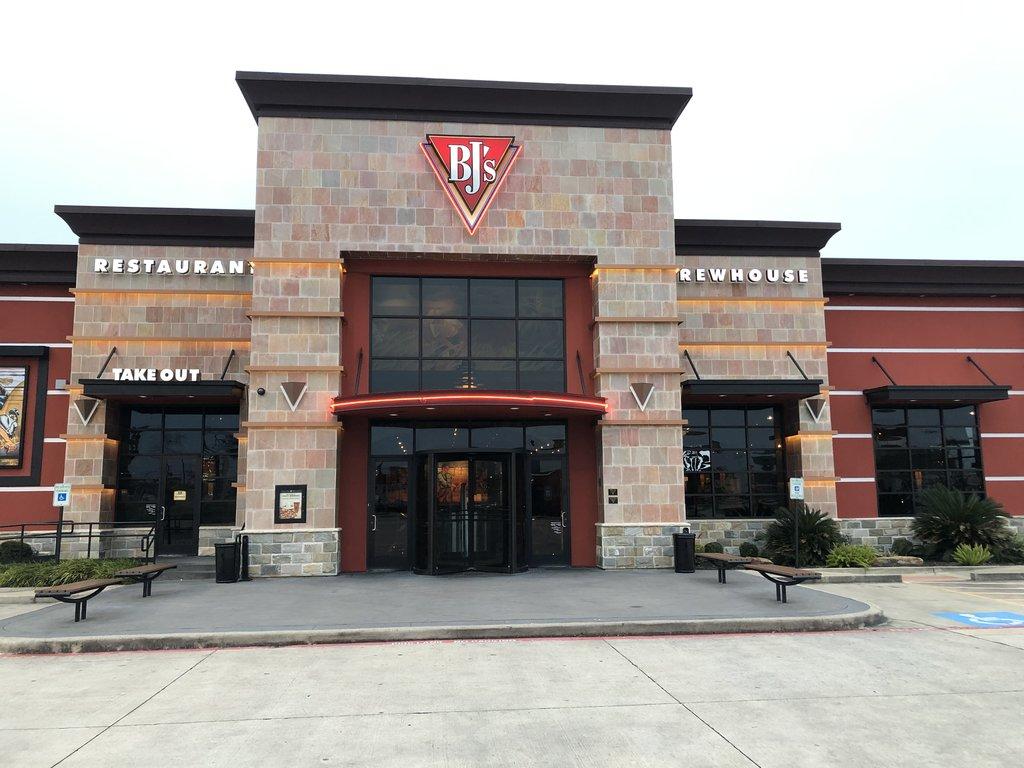 BJ's Restaurant & Brewhouse