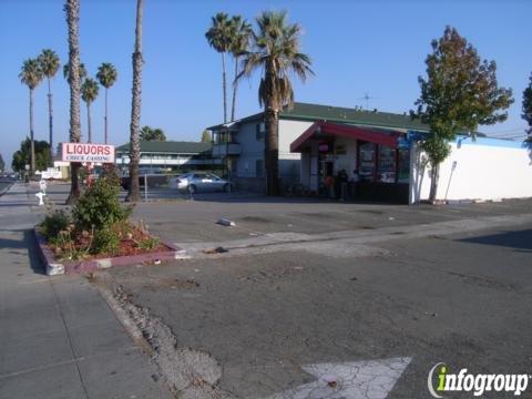 Quincy Liquors & Grocery