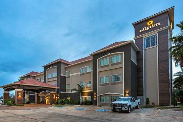 La Quinta Inn & Suites By Wyndham Alvin