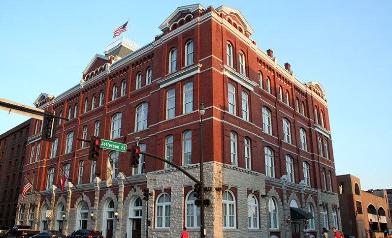 Hotel Indigo Savannah Historic District, an IHG Hotel