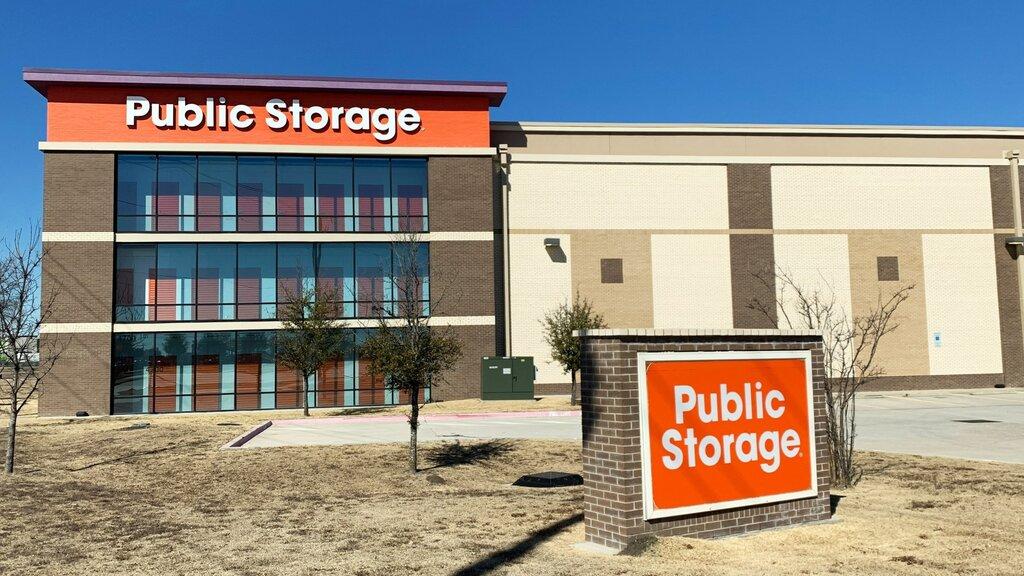 Public Storage