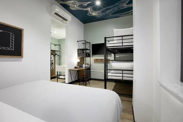 TRYP By Wyndham Pittsburgh/Lawrenceville